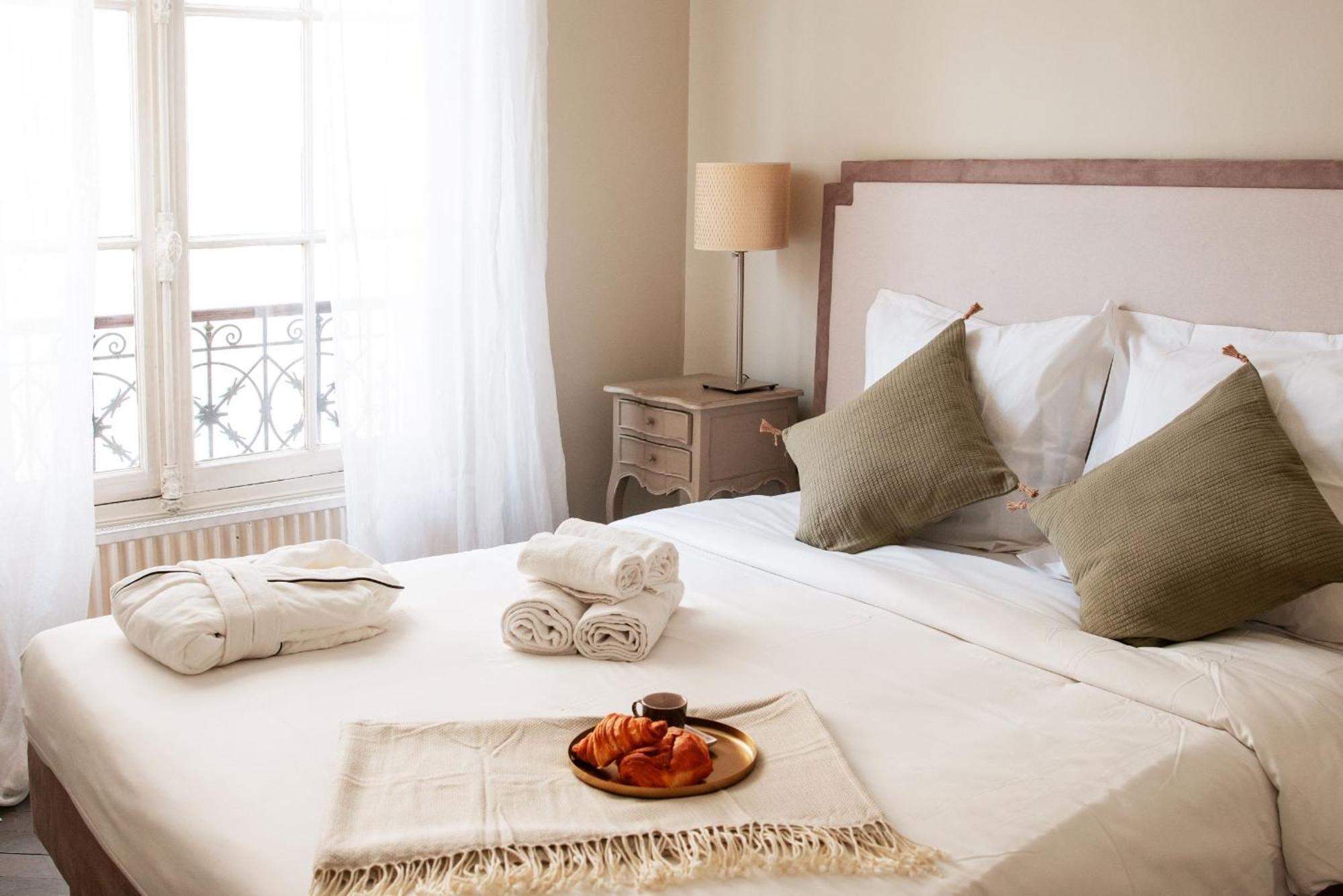 Eiffel Tower & Les Invalides - 1Br - Cityapartmentstay Paris Ngoại thất bức ảnh