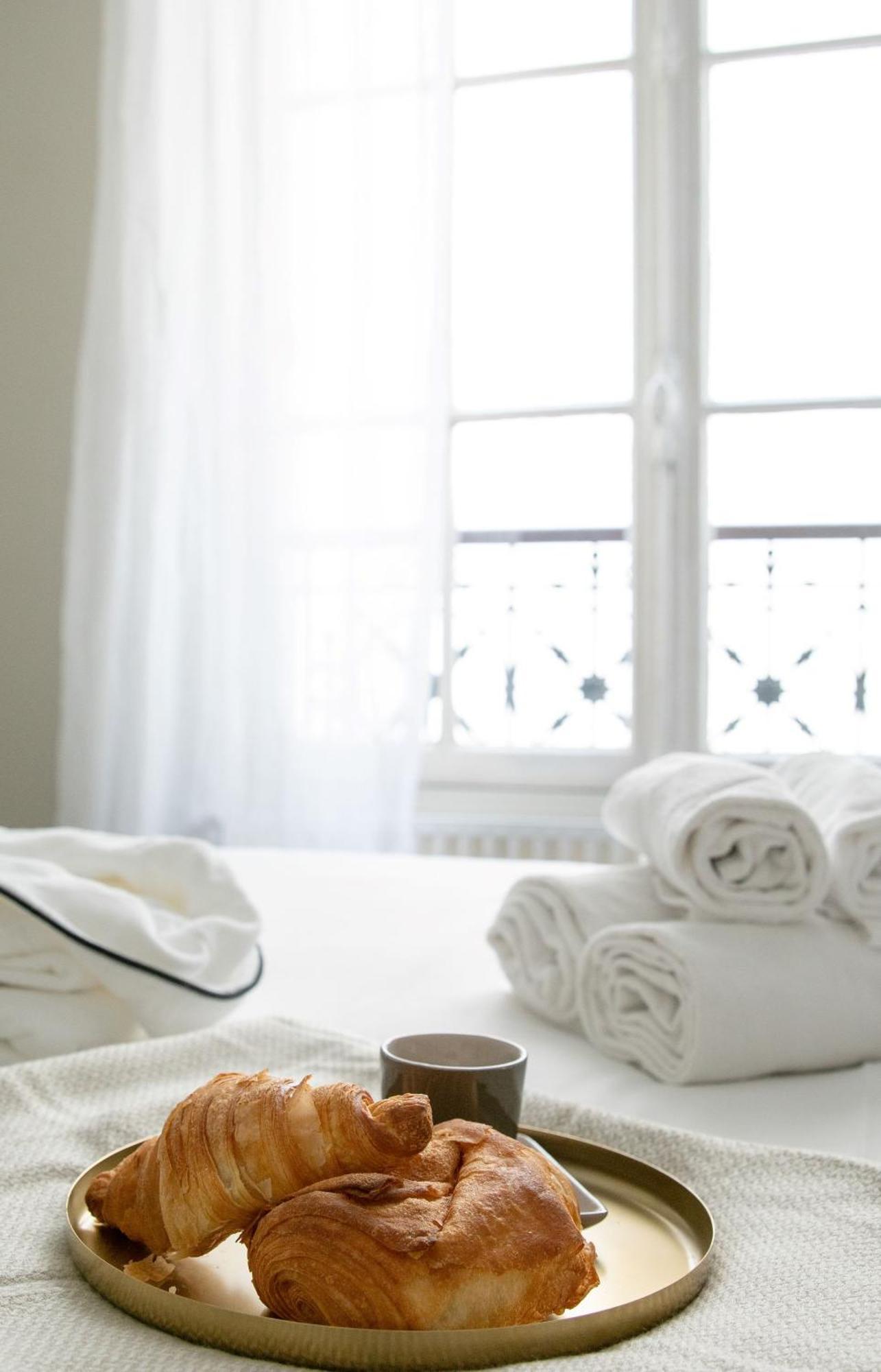 Eiffel Tower & Les Invalides - 1Br - Cityapartmentstay Paris Ngoại thất bức ảnh